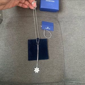 Swarovski Flower Liddy Necklace